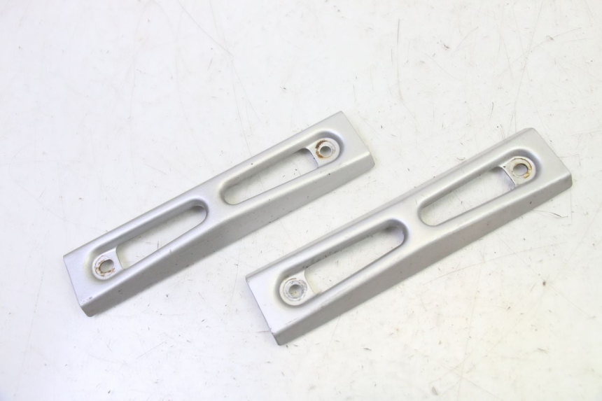 photo de RADIATOR SCOOP YAMAHA FZ6 N FAZER 600 (2004 - 2006)