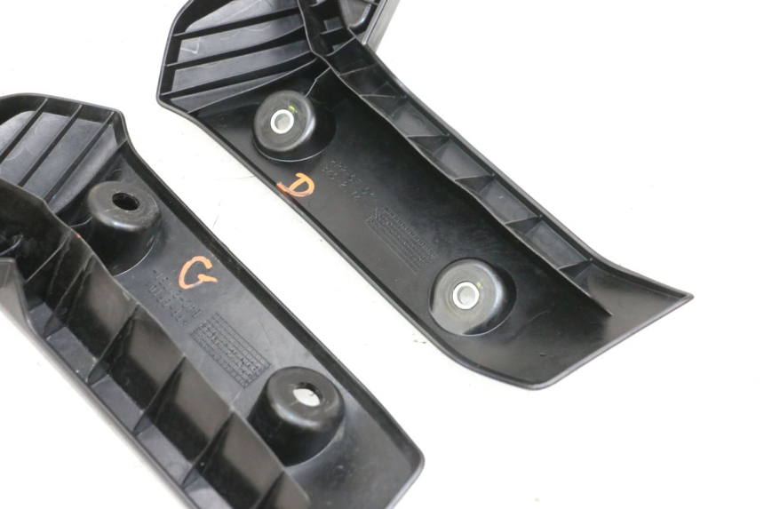 photo de RADIATOR SCOOP YAMAHA MT-07 MT07 ABS 700 (2018 - 2020) - Alternative perspective