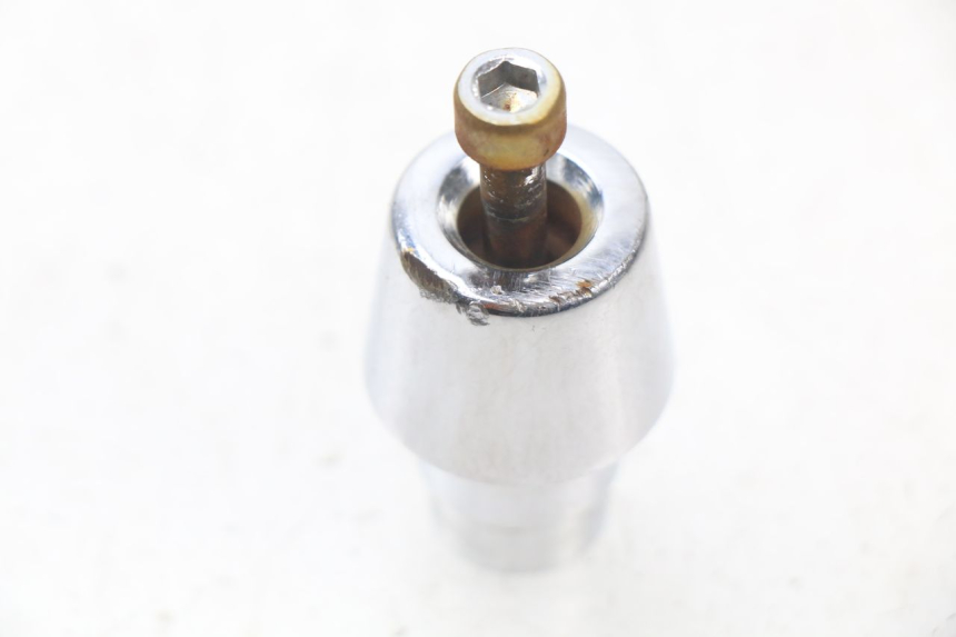 photo de HANDLEBAR END PEUGEOT CITYSTAR 50 (2013 - 2017)