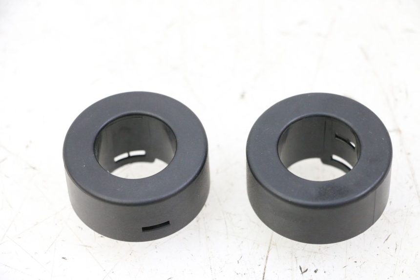 photo de HANDLEBAR END SEGWAY NINEBOT E2 1