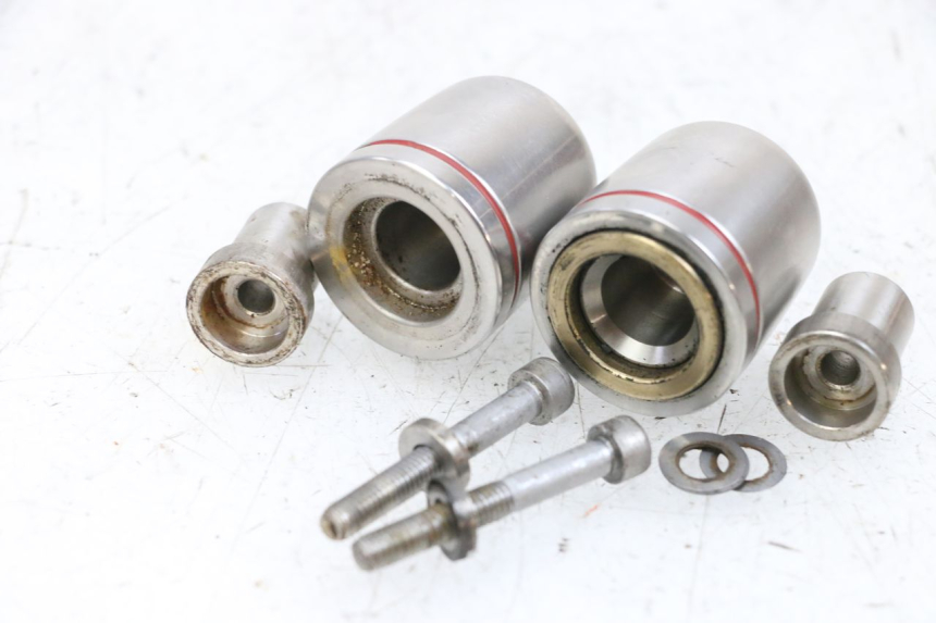 photo de HANDLEBAR ENDS YAMAHA FJR ABS 1300 (2006 - 2012) - Technical close-up