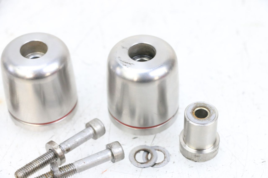 photo de HANDLEBAR ENDS YAMAHA FJR ABS 1300 (2006 - 2012) - Fixing points details
