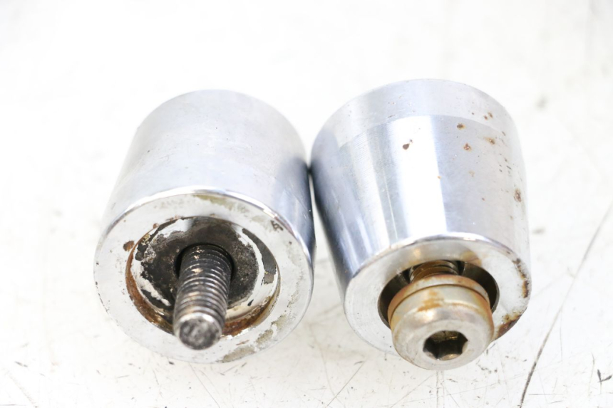 photo de HANDLEBAR ENDS KYMCO STRYKER OFF ROAD 125 (1999 - 2005)