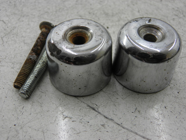 photo de HANDLEBAR ENDS PIAGGIO CARNABY 125 (2007 - 2011)