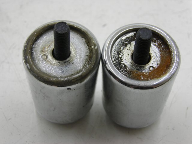 photo de HANDLEBAR ENDS PIAGGIO X8 125 (2004 - 2007)