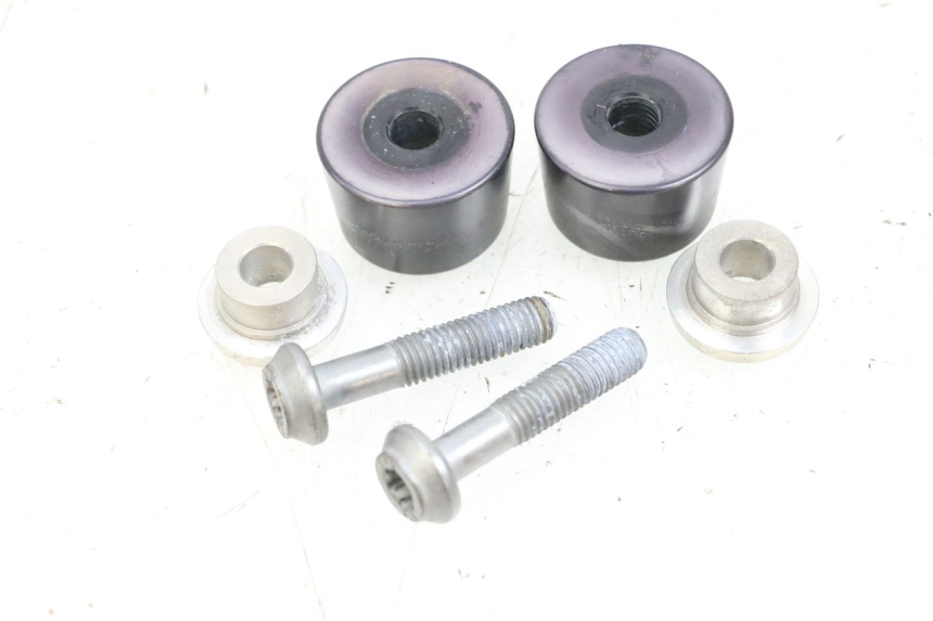 photo de HANDLEBAR ENDS BMW R GS 1250 (2021 - 2024) - Technical close-up