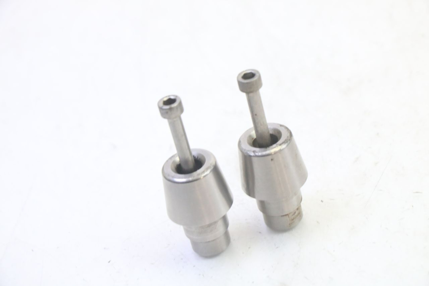 photo de HANDLEBAR END PEUGEOT SATELIS 125 (2006 - 2009)