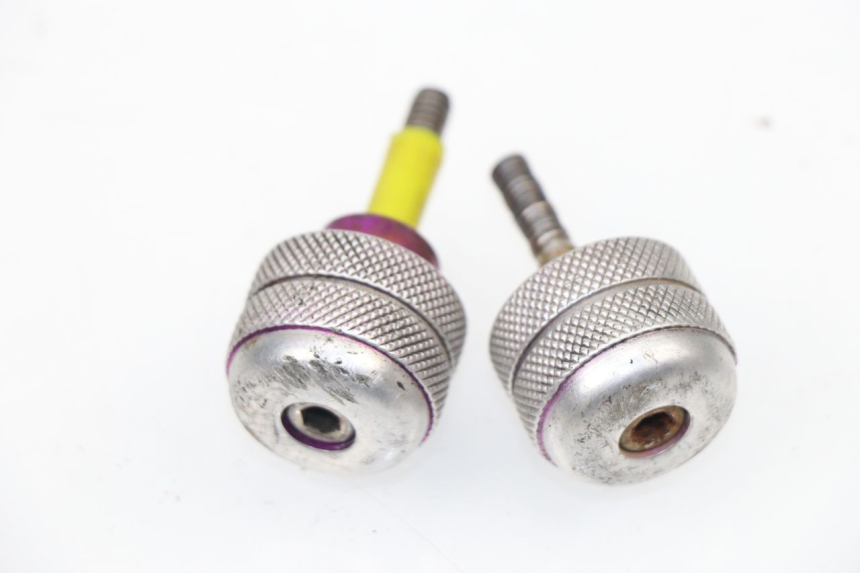 photo de HANDLEBAR ENDS GILERA STORM 50 (1993 - 1997)