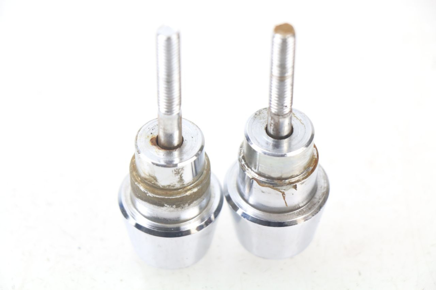 photo de HANDLEBAR ENDS PEUGEOT VIVACITY 125 (2010 - 2017)