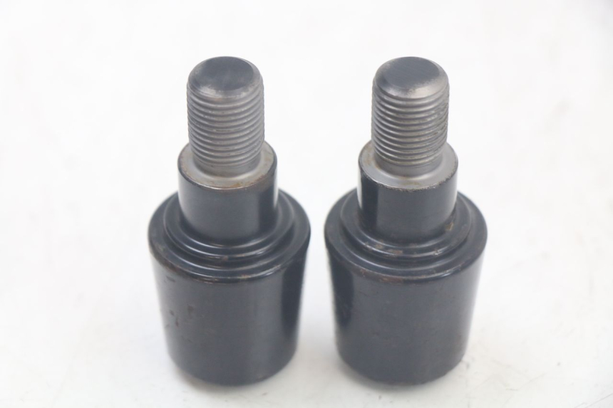 photo de HANDLEBAR END YAMAHA XMAX X-MAX 125 (2006 - 2009) - Technical close-up