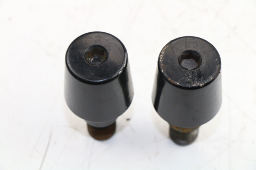 photo de HANDLEBAR END YAMAHA XMAX X-MAX 125 (2006 - 2009)
