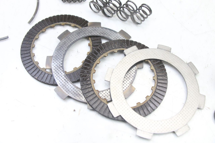 photo de CLUTCH APOLLO RFZ 125