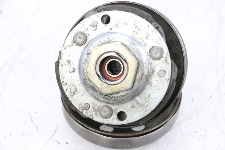 photo de CLUTCH MBK BOOSTER SPIRIT NAKED 50 (2004 - 2017) - Component zoom