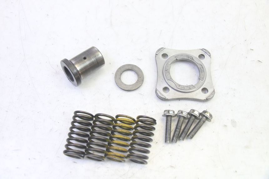 photo de CLUTCH HONDA CBF 125 (2009 - 2015)