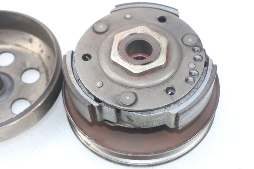 photo de CLUTCH PEUGEOT ELYSTAR 125 (2002 - 2007)