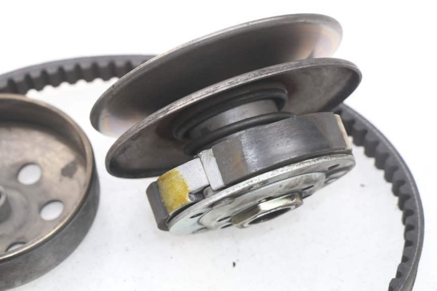 photo de CLUTCH PIAGGIO FLY 2T 50 (2004 - 2017)