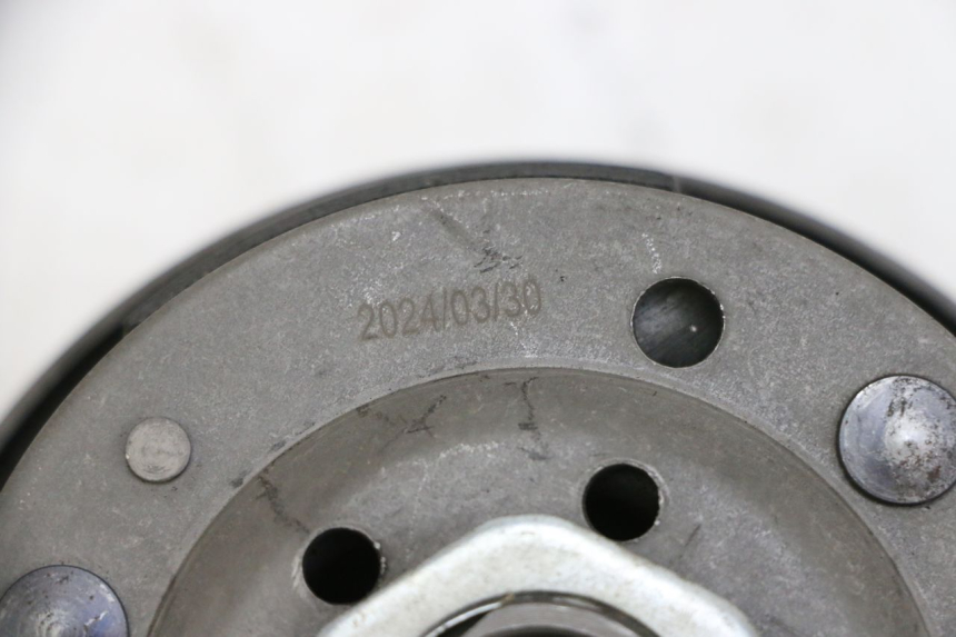 photo de CLUTCH PEUGEOT KISBEE 4T 50 (2010 - 2017) - Component detail