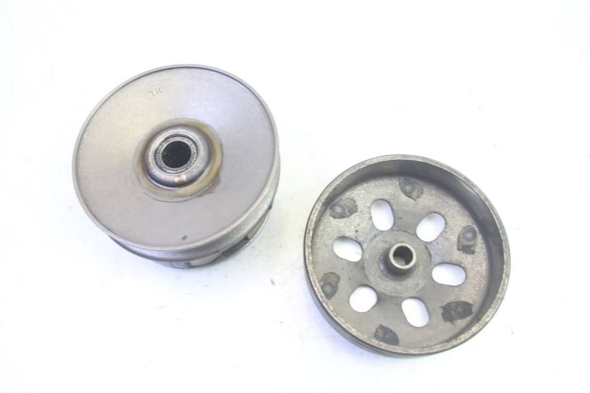 photo de CLUTCH PEUGEOT KISBEE 4T 50 (2018 - 2022) - Product overview