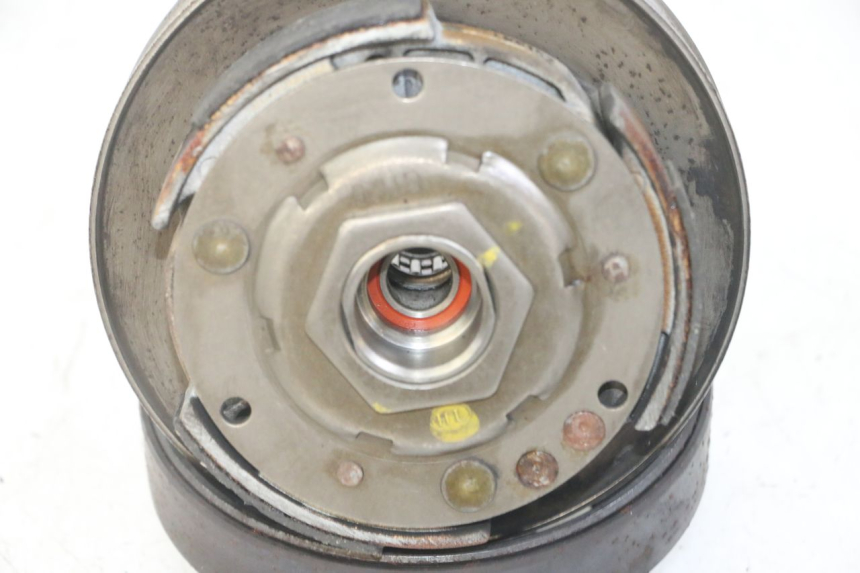 photo de CLUTCH PEUGEOT SATELIS 125 (2013 - 2018)