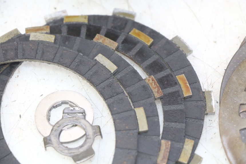 photo de CLUTCH YAMAHA SR 125 (1982 - 2003)