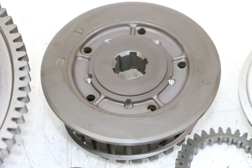 photo de CLUTCH SUZUKI GSR 750 (2011 - 2017)