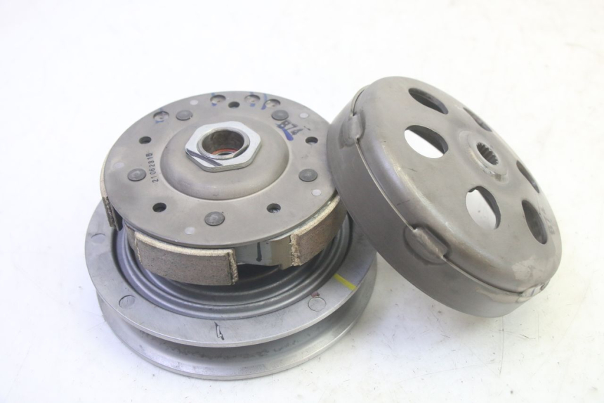 photo de CLUTCH YAMAHA TRICITY 300 (2020 - 2024) - Component detail