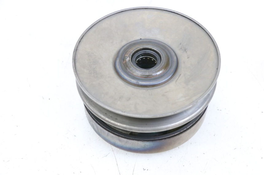 photo de CLUTCH YAMAHA XMAX X-MAX 125 (2006 - 2009) - Technical close-up