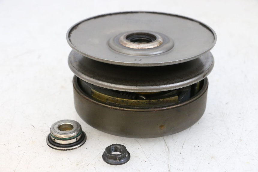 photo de CLUTCH YAMAHA X-MAX XMAX 125 (2010 - 2013) - Alternative perspective