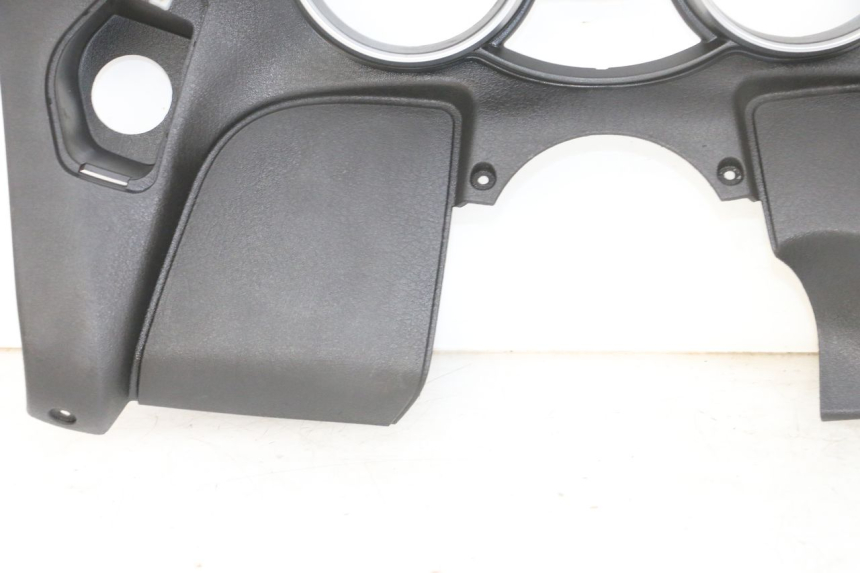 photo de SPEEDOMETER PANEL PIAGGIO MP3 RL 250 (2007 - 2010) - Distinctive features