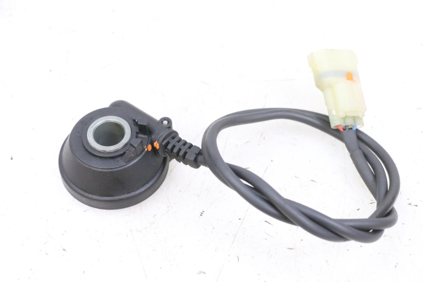 photo de SPEEDOMETER DRIVE YAMAHA XMAX X-MAX 125 (2006 - 2009) - Fixing points details