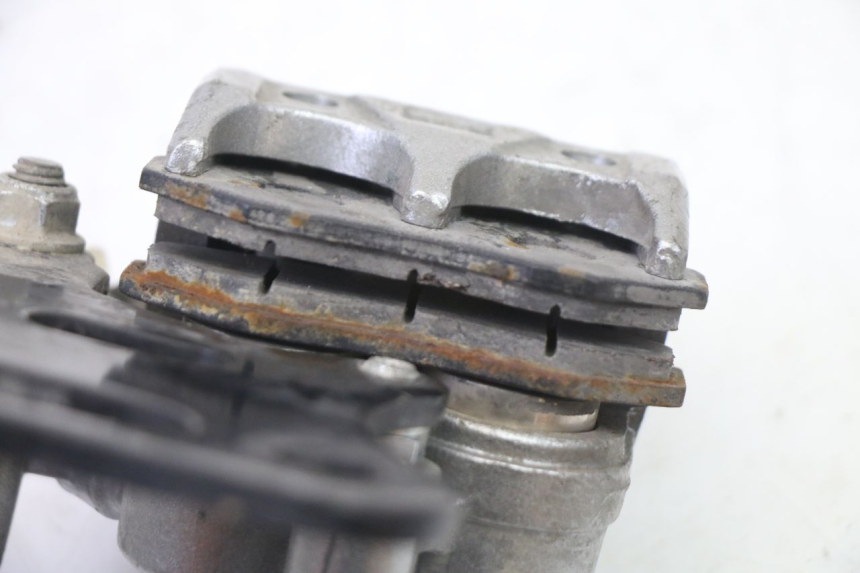 photo de REAR BRAKE CALIPER CCR DIRT BIKE 125