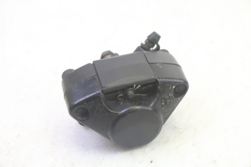 photo de REAR BRAKE CALIPER SYM FIDDLE 3 III 125 (2014 - 2020) - Zoom on usage condition