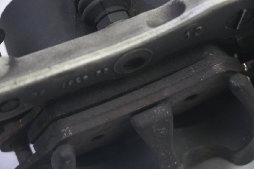 photo de REAR BRAKE CALIPER BMW R RT ABS 1200 (2010 - 2014) - Fixing points details