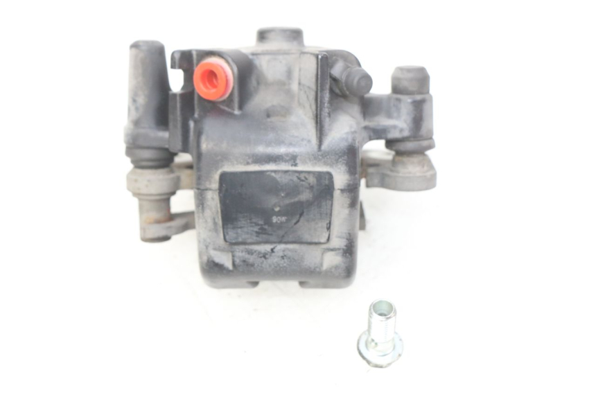 photo de REAR BRAKE CALIPER SUZUKI SIXTEEN 125 (2008 - 2010)