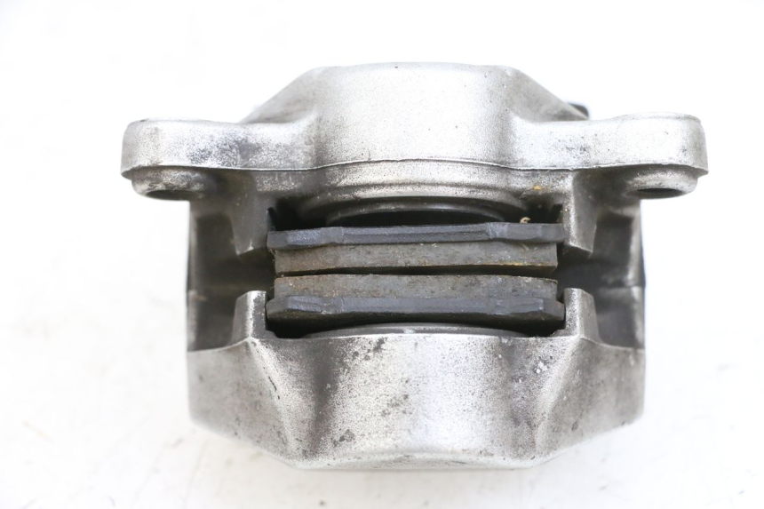 photo de REAR BRAKE CALIPER YAMAHA XMAX X-MAX 125 (2006 - 2009) - Alternative perspective