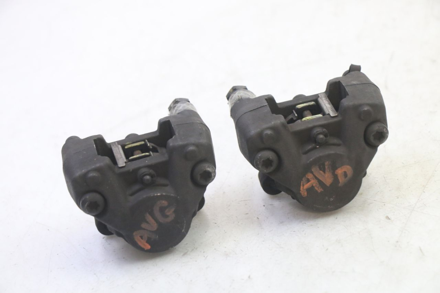 photo de FRONT BRAKE CALIPER QUADRO 4 4D 350 (2015 - 2018)