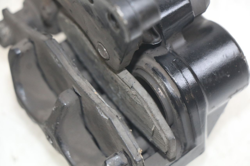 photo de FRONT BRAKE CALIPER KYMCO AGILITY NAKED RENOUVO 2T 50 (2011 - 2018)