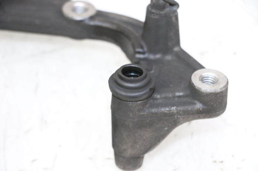 photo de FRONT BRAKE CALIPER HONDA FES S-WING SWING ABS 125 (2007 - 2015)