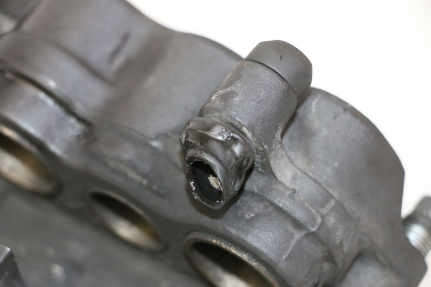 photo de FRONT BRAKE CALIPER HONDA FES S-WING SWING ABS 125 (2007 - 2015)