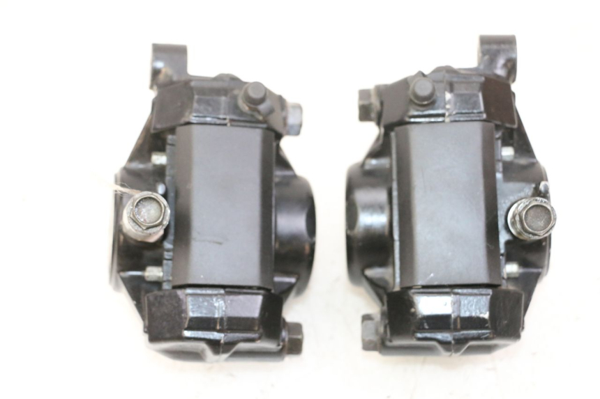 photo de FRONT BRAKE CALIPER YAMAHA FJ 36Y 1100 (1984 - 1985)