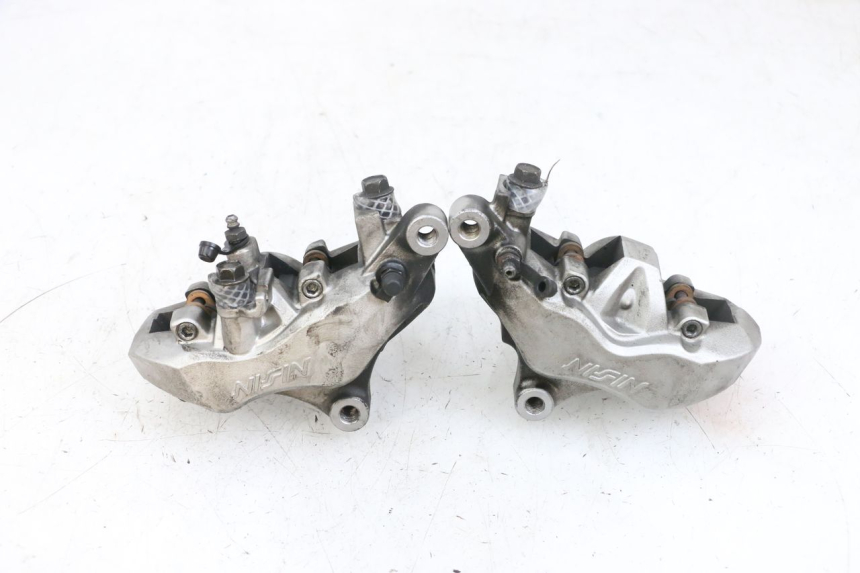 photo de FRONT BRAKE CALIPER YAMAHA FJR ABS 1300 (2006 - 2012) - Main view