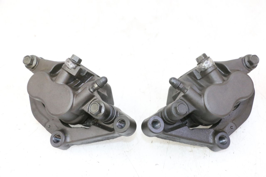 photo de FRONT BRAKE CALIPER YAMAHA FZ6 N FAZER 600 (2004 - 2006)