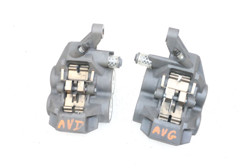 photo de FRONT BRAKE CALIPER YAMAHA MT-07 MT07 ABS 700 (2018 - 2020) - Surface and material condition
