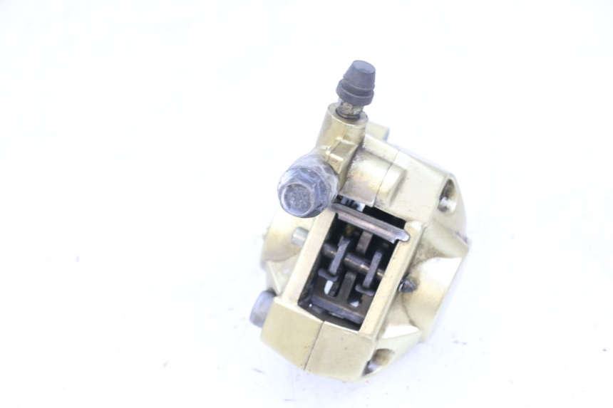 photo de FRONT BRAKE CALIPER YAMAHA NEO'S NEOS 2T 50 (1998 - 2007) - Fixing points details