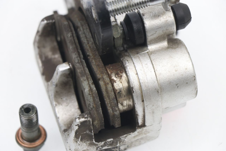 photo de FRONT BRAKE CALIPER SYM ORBIT 50 (2008 - 2010)