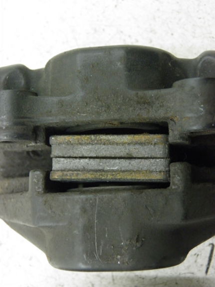 photo de FRONT BRAKE CALIPER PIAGGIO MP3 125 (2006 - 2014)