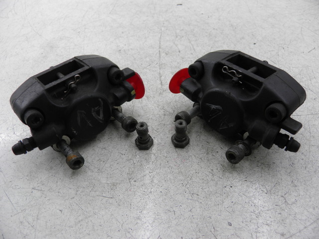 photo de FRONT BRAKE CALIPER PIAGGIO MP3 LT 300 (2010 - 2016)