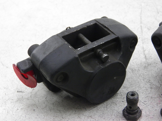 photo de FRONT BRAKE CALIPER PIAGGIO MP3 LT 300 (2010 - 2016)