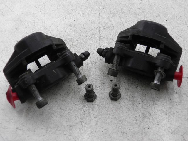 photo de FRONT BRAKE CALIPER PIAGGIO MP3 LT 300 (2010 - 2016)