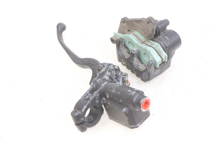 photo de FRONT BRAKE CALIPER PIAGGIO XEVO - X EVO 125 (2007 - 2016)